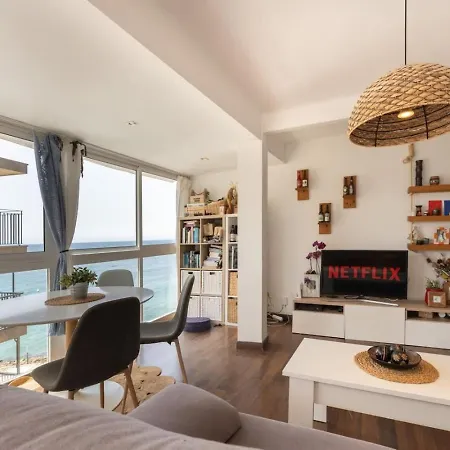 Seaview 2br Cozy Apartman Salou